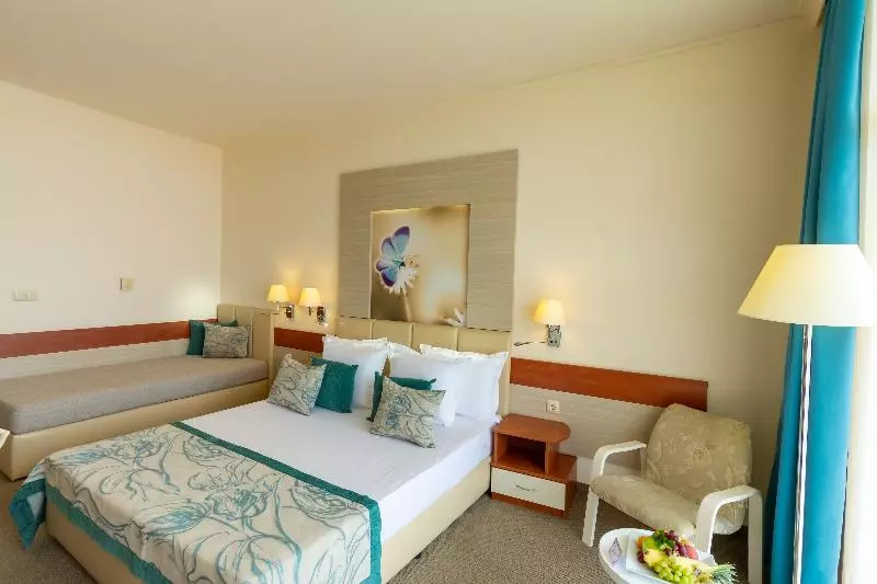 レイクビューデラックスルーム, Swiss Diamond Hotel & Spa