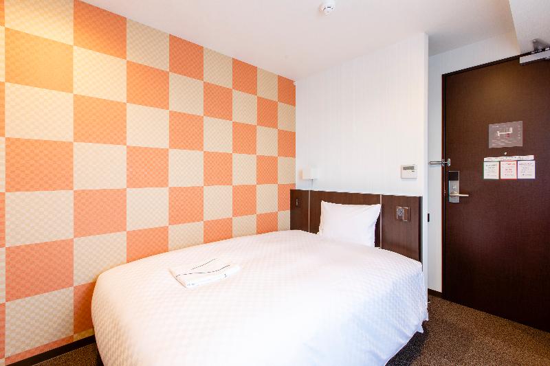 غرفة كلوب, The Everest