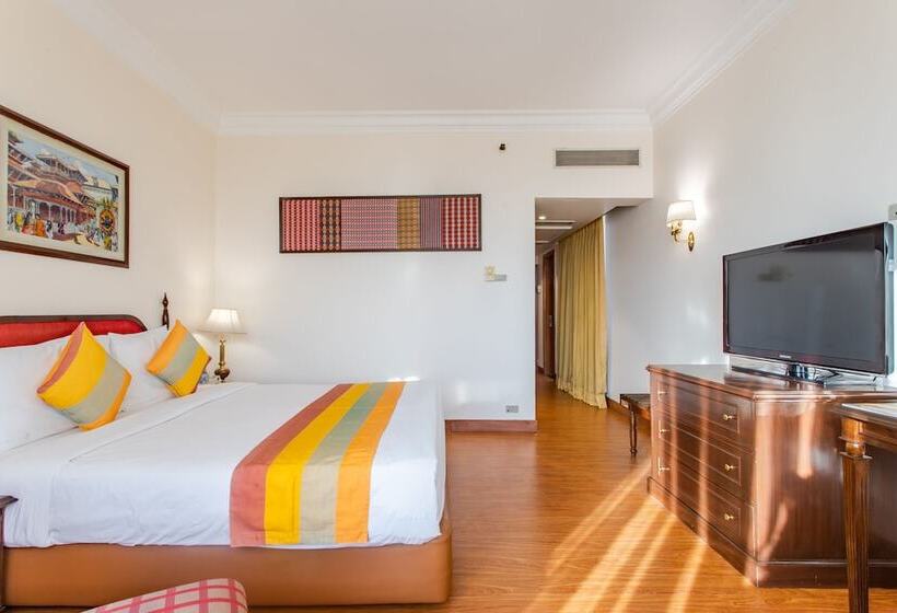 جناح, The Everest