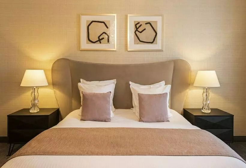 سوییت لوکس, Dukes  Arches Brugge   By Dukes  Hotel Collection