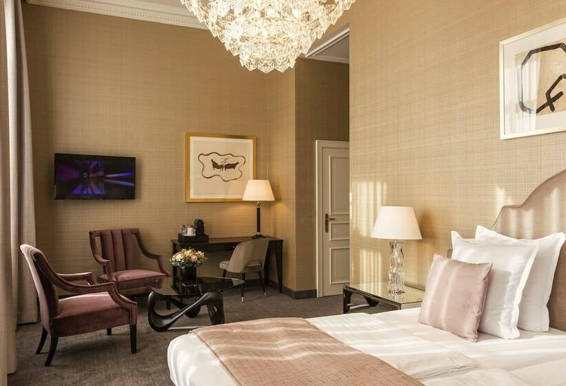 Люкс Повышенной Комфортности, Dukes  Arches Brugge   By Dukes  Hotel Collection