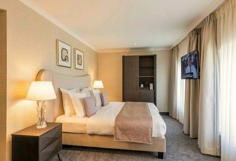 اتاق راحتی سه تخته, Dukes  Arches Brugge   By Dukes  Hotel Collection