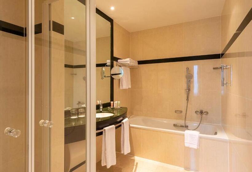 Королевский Люкс, Dukes  Arches Brugge   By Dukes  Hotel Collection