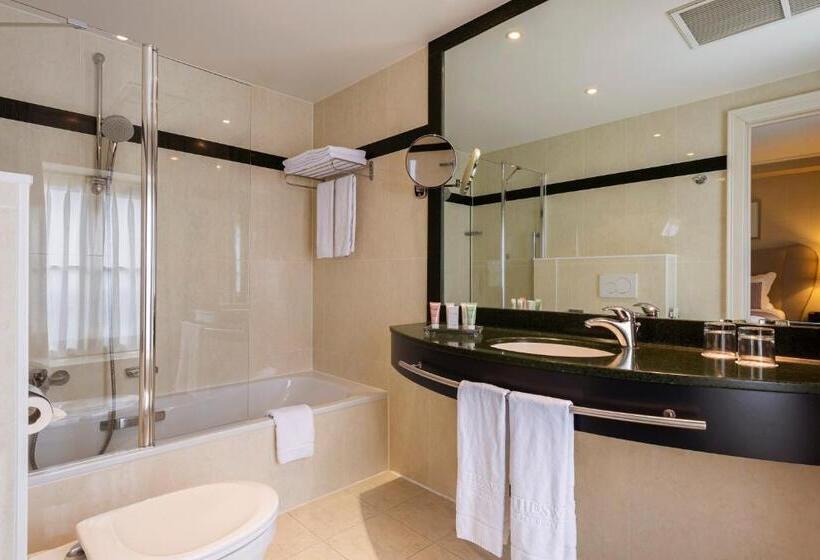 Comfort room with garden view, Dukes  Arches Brugge   By Dukes  Hotel Collection