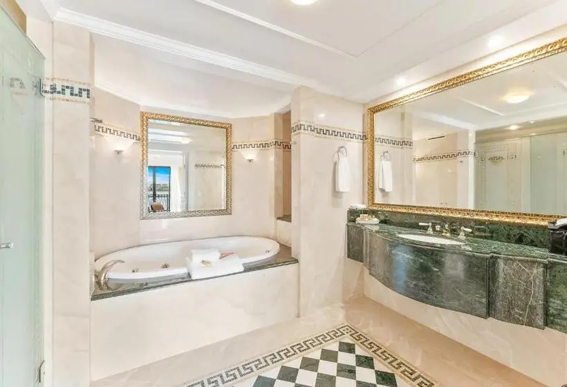 Standard-huone King-vuode, Imperial Hotel Gold Coast