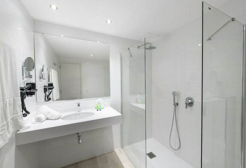 침실 2개 수피리어 아파트, Thb Flora