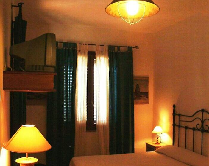 חדר סטנדרט לשלושה, Punto De Vista B&b