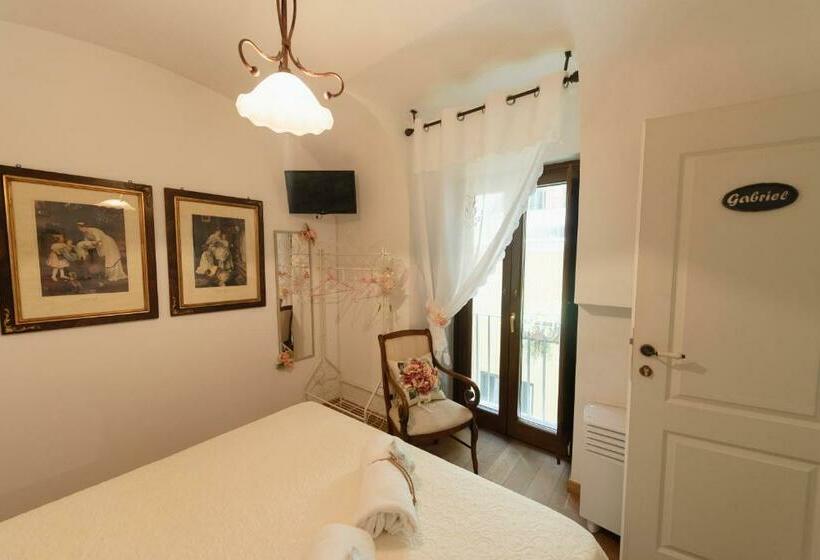 اتاق استاندارد با بالکن, La Casa Degli Angeli