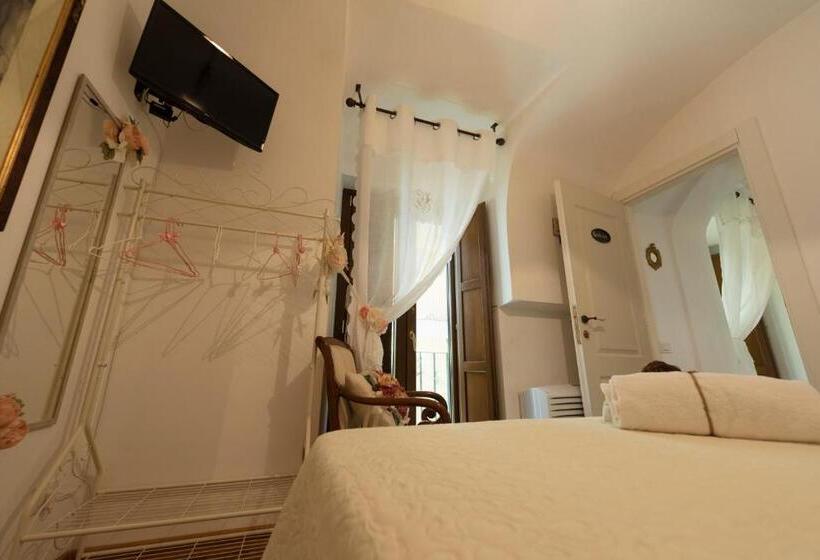 اتاق استاندارد با بالکن, La Casa Degli Angeli