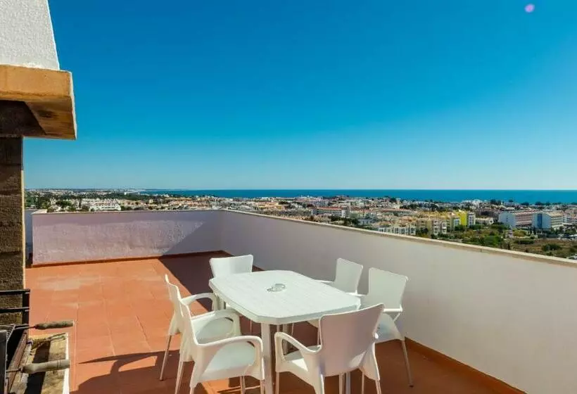 1 Bedroom Penthouse Apartment, Apartamentos Turísticos Janelas Do Mar