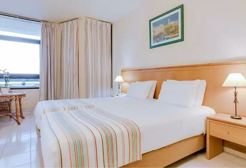اتاق استاندارد, Auramar Beach Resort