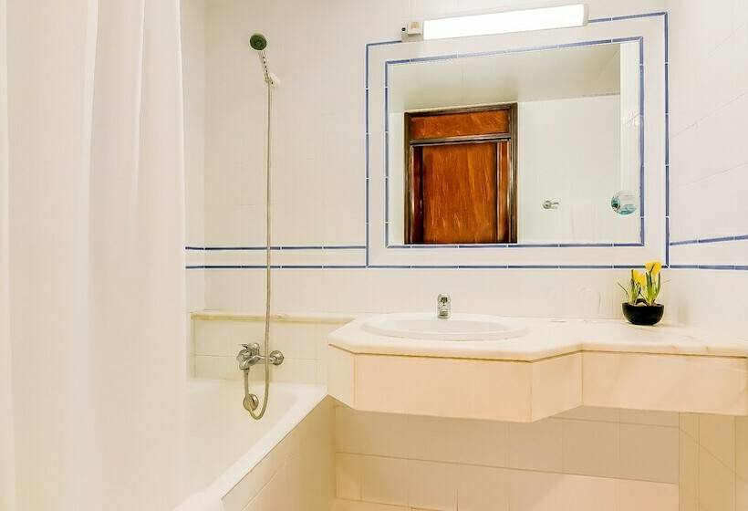 标准间, Auramar Beach Resort