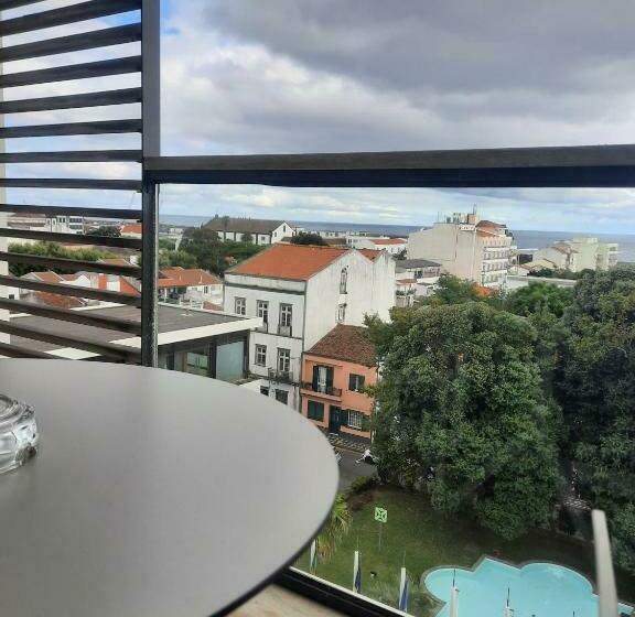 Номер Executive, Azoris Royal Garden - Leisure & Conference Hotel