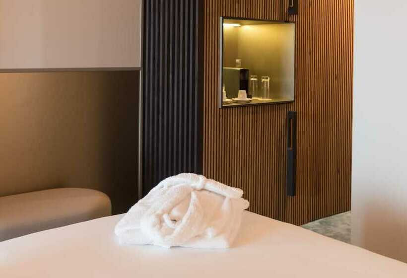 Номер Executive, Azoris Royal Garden - Leisure & Conference Hotel