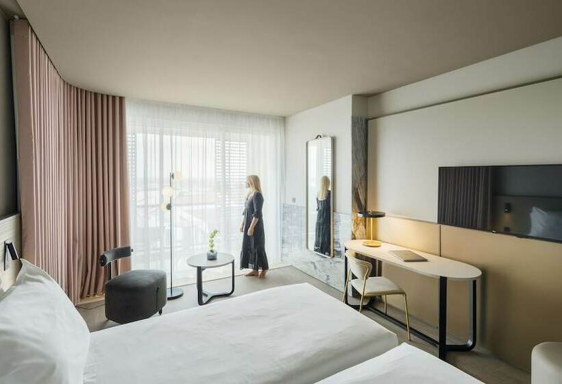 Номер Executive, Azoris Royal Garden - Leisure & Conference Hotel