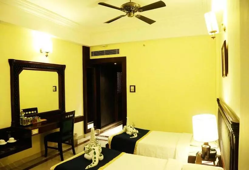 اتاق سوپریور, Anandha Inn Convention Centre And Suites