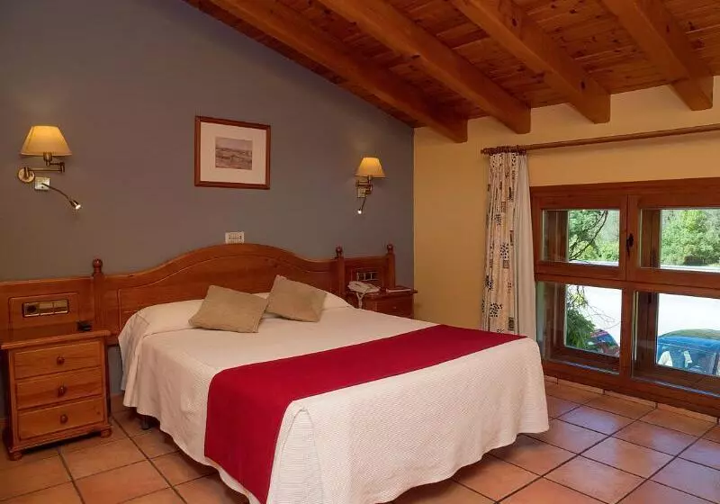 エコノミールーム, & Spa Peña Montañesa