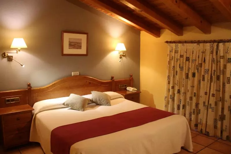 エコノミールーム, & Spa Peña Montañesa