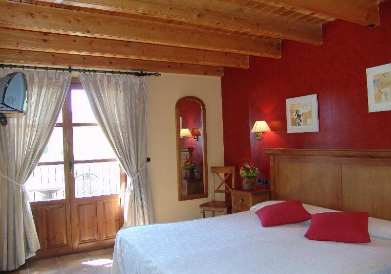 Полулюкс, & Spa Peña Montañesa