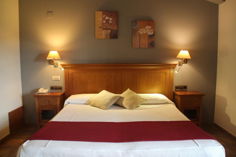 Номер Стандарт, & Spa Peña Montañesa