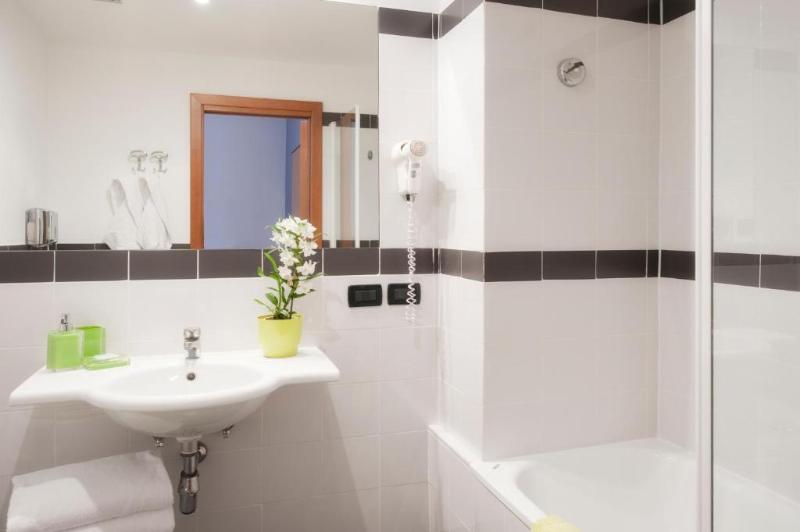 اتاق استاندارد یک نفره, Best Western Ars