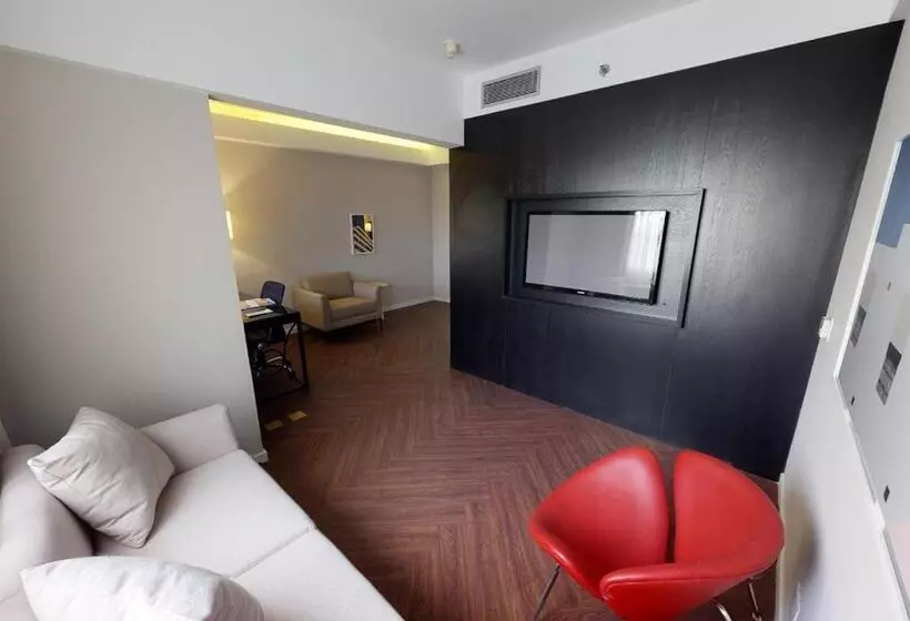 Deluxe-sviitti, Estanplaza Funchal Faria Lima