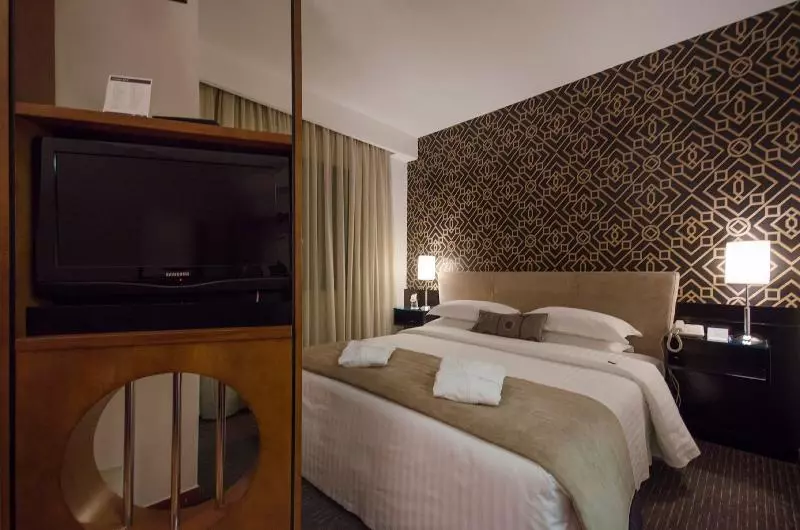 Executive-sviitti, Estanplaza Funchal Faria Lima