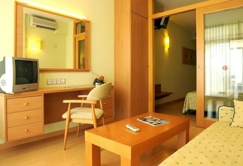 家庭间, Evenia Olympic Suites