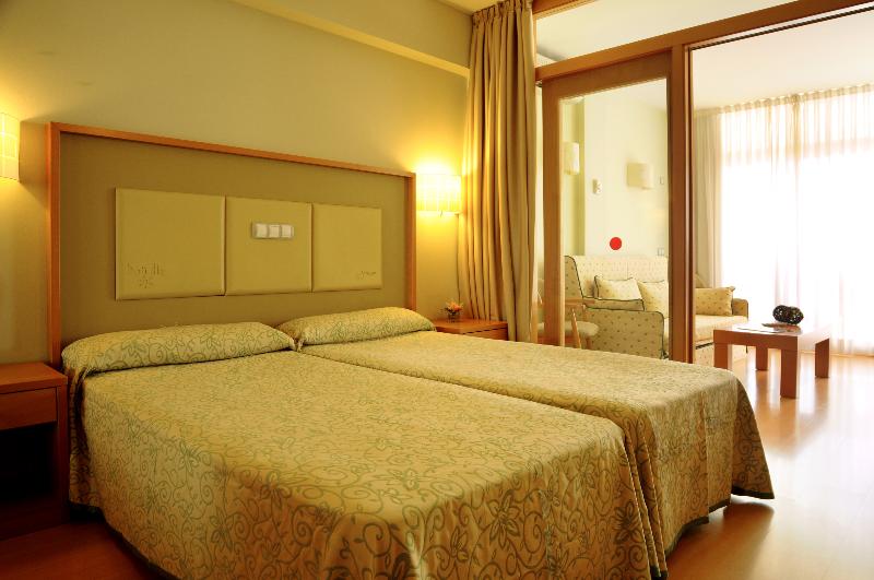 패밀리 룸, Evenia Olympic Suites