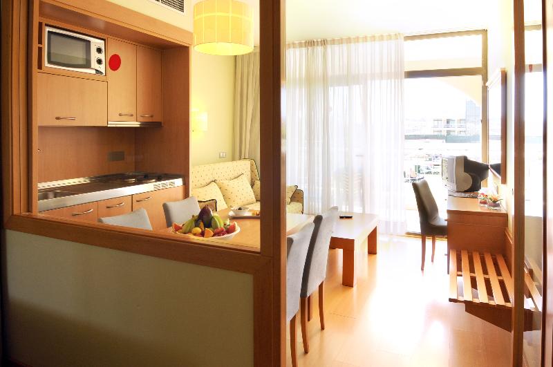 패밀리 룸, Evenia Olympic Suites