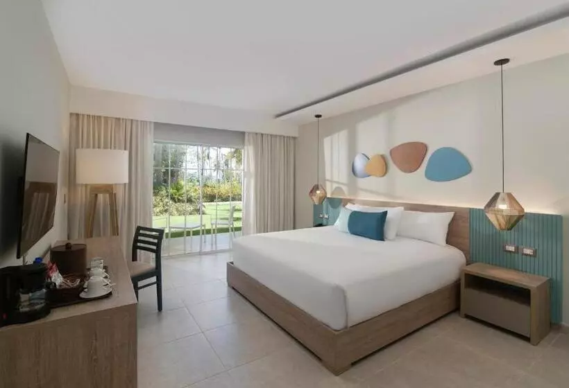 اتاق استاندارد با تخت بزرگ, Wyndham Alltra Samana All Inclusive Resort