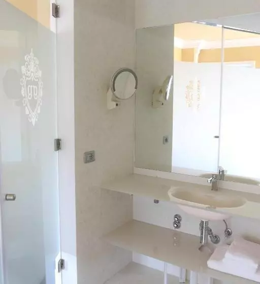 اتاق لوکس, Greif Hotel Maria Theresia