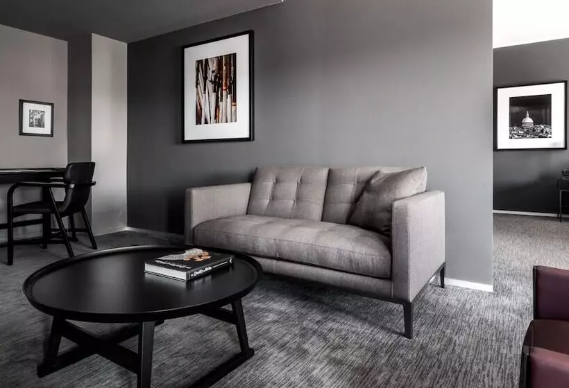 スイート, Intercontinental Malta, An Ihg