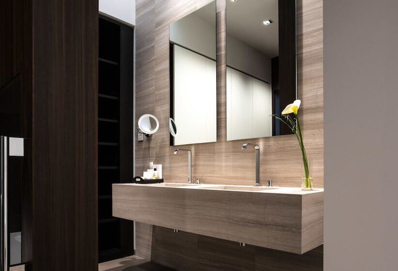 سوئیت کلاب, Intercontinental Malta, An Ihg