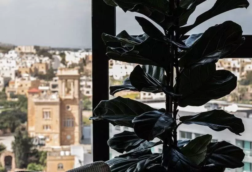 メゾネットスイート, Intercontinental Malta, An Ihg
