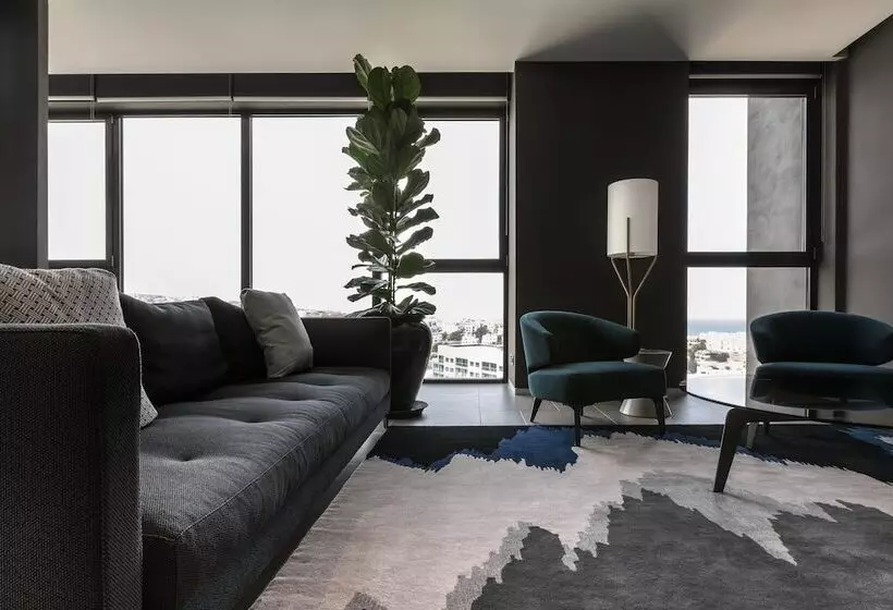メゾネットスイート, Intercontinental Malta, An Ihg