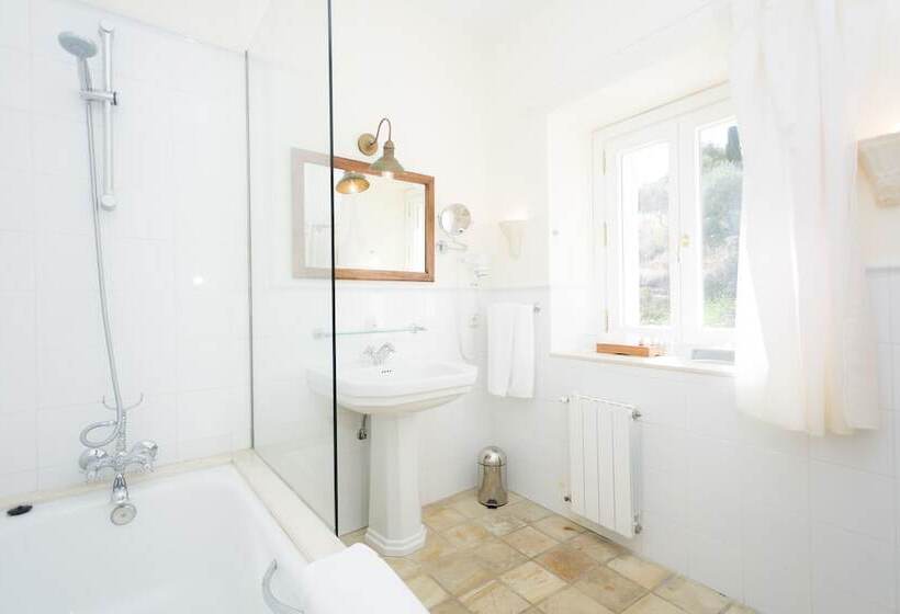 标准间, La Fuente De La Higuera