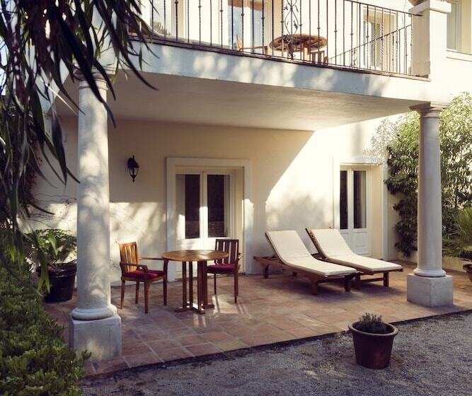 标准间, La Fuente De La Higuera