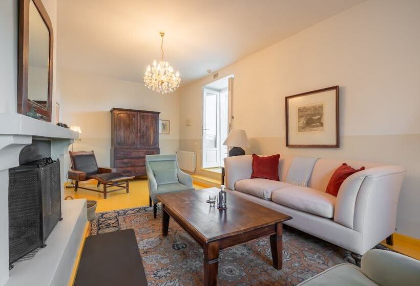 豪华套房, La Fuente De La Higuera