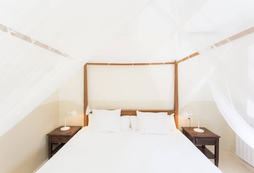 高级大房间, La Fuente De La Higuera