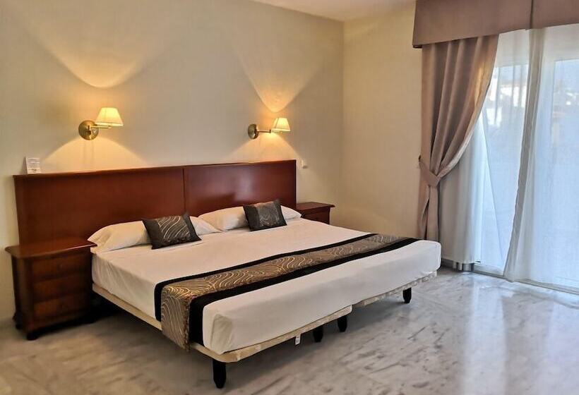 Номер Superior, La Luna Blanca