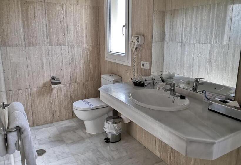 Полулюкс, La Luna Blanca