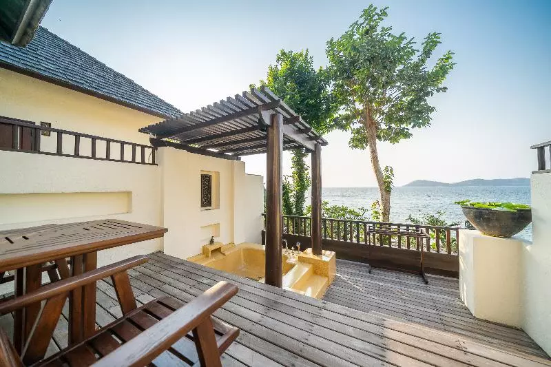 اتاق پرمیوم با چشم‌انداز دریا, Le Vimarn Cottages & Spa
