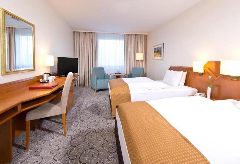Трехместный Президентский, Leonardo Hotel Heidelberg