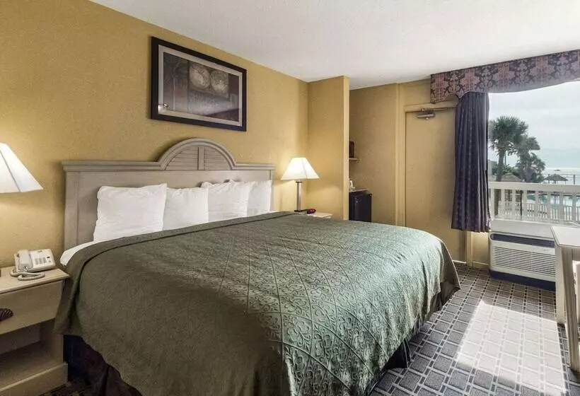 ダブルベッドスタンダードルーム, Quality Inn & Suites On The Beach