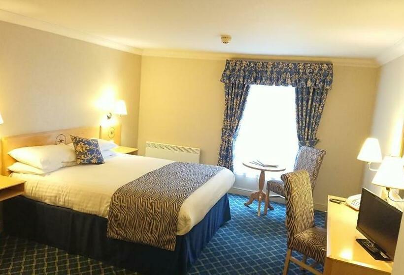 חדר סטנדרט, The Queens