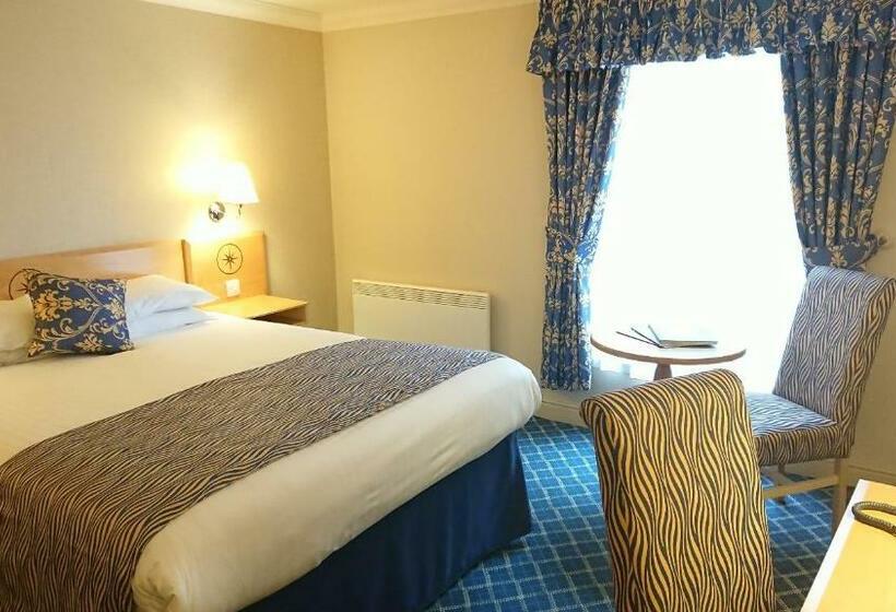 חדר סטנדרט, The Queens