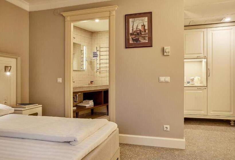 اتاق استاندارد, Ratonda Centrum Hotels