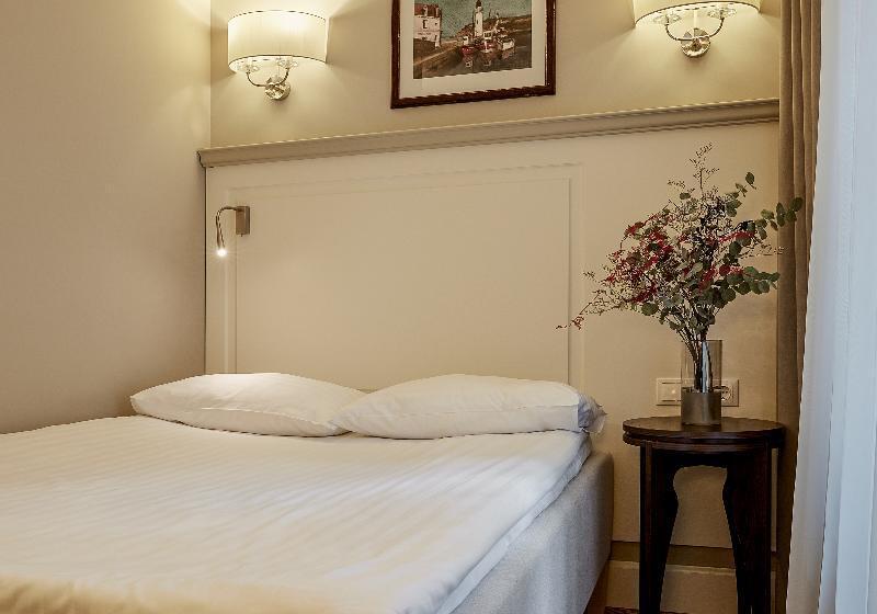 اتاق استاندارد, Ratonda Centrum Hotels