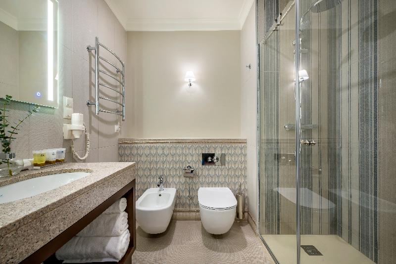 اتاق استاندارد, Ratonda Centrum Hotels